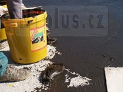 Nenechte vlhké zdi, aby znepříjemnily vaše bydlení