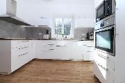 Exkluzivn� prodej rodinn�ho domu (penzionu) v obci Volev�ice u Tel�e