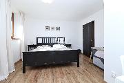 Exkluzivn� prodej rodinn�ho domu (penzionu) v obci Volev�ice u Tel�e
