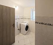 Exkluzivn� pron�jem rodinn�ho domu s gar�� a zahradou v obci �toky