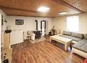 Prodej domu s uzav�en�m dvorem a novou st�echou v obci Budkov