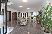 Prodej nov� vysoce nadstandardn� vily o dispozici 7+1 s dvojgar��, exkluzivn� �tvr� m�sta M�ln�k