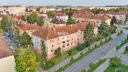 Zdn byt 2+1 po sten rekonstrukci nedaleko centra Jihlavy, Hamernkova ulice.