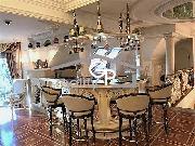 Exkluzivn� vila s maxim�ln�m soukrom�m ve V�eln�