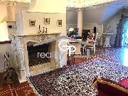 Exkluzivn� vila s maxim�ln�m soukrom�m ve V�eln�