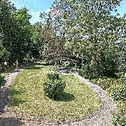 Luxusn rezidenn vila s rozshlm pozemkem a pikovm vybavenm  Veln u eskch Budjovic