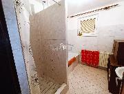 Pron�jem RD 5+1 s gar�� a zahradou, V�eln� u �. Bud�jovic