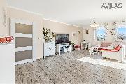 Modern� novostavba rodinn�ho domu 4+kk s kryt�m baz�nem a v�hledem na Bene�ov