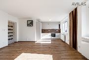 Prodej bytu 4+kk 108,5 m2 s terasou 23 m2 a samostatnou gar 23 m2 nedaleko centra msta Beneov