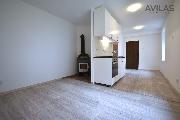Pron�jem garsonky o velikosti 27 m2, obec Zv�stou - Roudn�