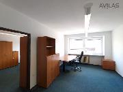 Pron�jem kancel��sk�ch prostor 35 m2 v T�nci nad S�zavou