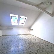 Pron�jem komer�n�ho prostoru 58 m2 v centru Bene�ova.