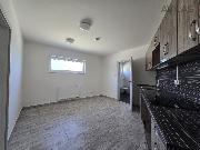 Pron�jem obchodn�ch prostor 105 m2 v T�nci nad S�zavou