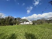 Pozemek 1016 m2 nad statkem.