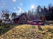 Stavebn� m�sto s budovou - R���ka