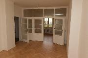 Pron�jem bytu 4+1 s lod�i� v centru Ostravy, Z�meck� ulice + parkov�n�