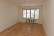 Pron�jem bytu 4+1 s lod�i� v centru Ostravy, Z�meck� ulice + parkov�n�