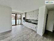 Pron�jem 2+kk s velkou rohovou terasou