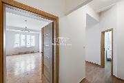 Prodej cihlov�ho bytu 2+KK, 57,1m2, ul. Petrohradsk�, Praha 10 - Vr�ovice.