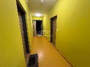 Prodej prostorn�ho bytu 2+KK, 57m2, OV, ul. Ocel��sk�, Praha 9 - Libe�.
