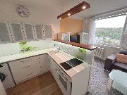 Pronjem bytu 2kk 41,5m2 s lodi 2m2, Urbnkova, Praha - Modany