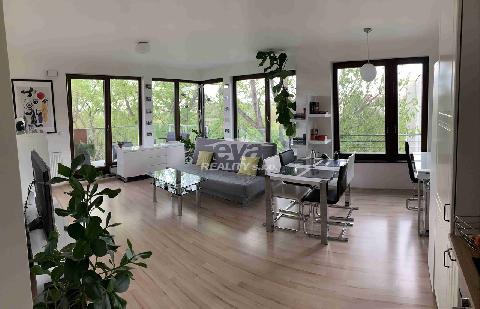 Obr�zek nen� k dispozici.