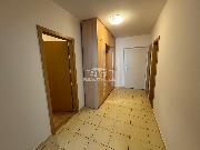 Pron�jem bytu 2kk/B, po reko! 57m2 + gar�. st�n�, Praha 11, ul. Babick� - Chodov