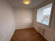 Pronájem bytu 2KK/L, 33,5m2, lodžie 6,5m2, po kompletní rekonstrukci! Praha 8 Kobylisy