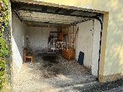 Pron�jem samostatn� gar�e, 18m2, Praha 8 - ul. Pod Labu�kou