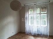 Pronjem bytu 1+1, 50m2, Pod ertovou skalou, Praha 8