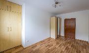 Prodej bezbari�rov�ho bytu 2+kk, 50 m2,OV, s balk�nem a kryt�m st�n�m, klidn� lokalita, ihned voln�.