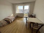 Prodej bytu 1+kk (29,70 m2), OV, 3.NP, lod�ie (5,5 m2), na ul. Na P�edl�sk�ch, Jemnice.