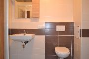 Pron�jem bezbari�rov�ho bytu 2+kk (46,50 m2) s parkovac�m m�stem na ul. U Dlouh� st�ny, Jihlava.