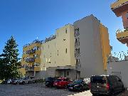 Pronjem garovho stn se skladem v 1.PP domu na ul. Vrchlickho, Jihlava.