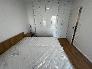 Pron�jem luxusn�ho bezbari�rov�ho bytu 2+kk, balk�n, gar�ov� st�n� - ���r nad S�zavou, ul.Hrn���sk�