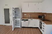 Pron�jem modern� novostavby 2+kk s balkonem a gar�ov�m st�n�m � Jihlava, ul. Vrchlick�ho