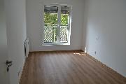 Pron�jem modern� novostavby 2+kk s balkonem a gar�ov�m st�n�m � Jihlava, ul. Vrchlick�ho