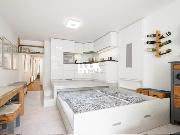 Prodej, prostorn byt 1 + kk, 47 m2, U Mlnskho kanlu, Praha 8 - Karln, sauna, terasa 26 m2