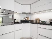 Prodej, prostorn byt 1 + kk, 47 m2, U Mlnskho kanlu, Praha 8 - Karln, sauna, terasa 26 m2