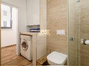 Prodej, prostorn byt 1 + kk, 47 m2, U Mlnskho kanlu, Praha 8 - Karln, sauna, terasa 26 m2