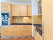 Prodej, prostorn byt, 2+kk, 59 m2, Klmova, Praha 5 - Radlice, novotavba, pedzahrdka 40 m2