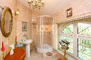 Pron�jem, atraktivn� loft 1+kk, 150 m2, P�se�n�, Praha 8 - Troja, terasa 30 m2, v�tah do bytu