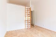 Pron�jem, byt po rekonstrukci 4+kk, P�seck�, Praha 2 - Vinohrady, balk�n, 112 m2,3 nepr�choz� pokoje