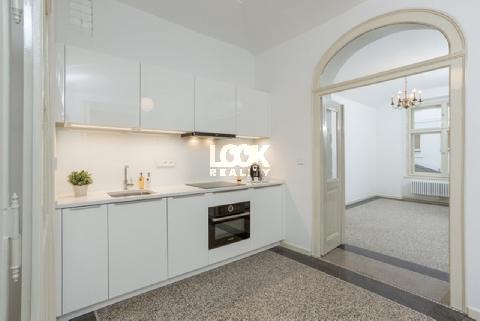 Obr�zek nen� k dispozici.