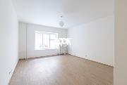 Pronjem, krsn byt 2+1, 55 m2, Pseck, Praha 3 - Vinohrady, 2 neprchoz pokoje, u metra Flora