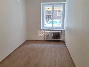 Pronjem, krsn byt 2+1, 55 m2, Pseck, Praha 3 - Vinohrady, 2 neprchoz pokoje, u metra Flora