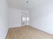 Pronjem, krsn byt 2+1, 58 m2, Pseck, Praha 3 - Vinohrady, 2 neprchoz pokoje, balkon, u metra