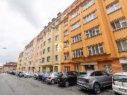 Pronjem, krsn byt 2+1, 58 m2, Pseck, Praha 3 - Vinohrady, 2 neprchoz pokoje, balkon, u metra