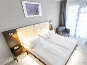 Pronjem, krsn byt 2+kk, 55 m2, Horsk, Praha 2 - Nov Msto, terasa 9 m2, centrum