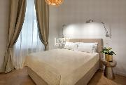 Pron�jem, kr�sn� byt 2+kk, Hole�kova, Praha 5 - Sm�chov, 50 m2, metro, bl�zko centra, �klid
